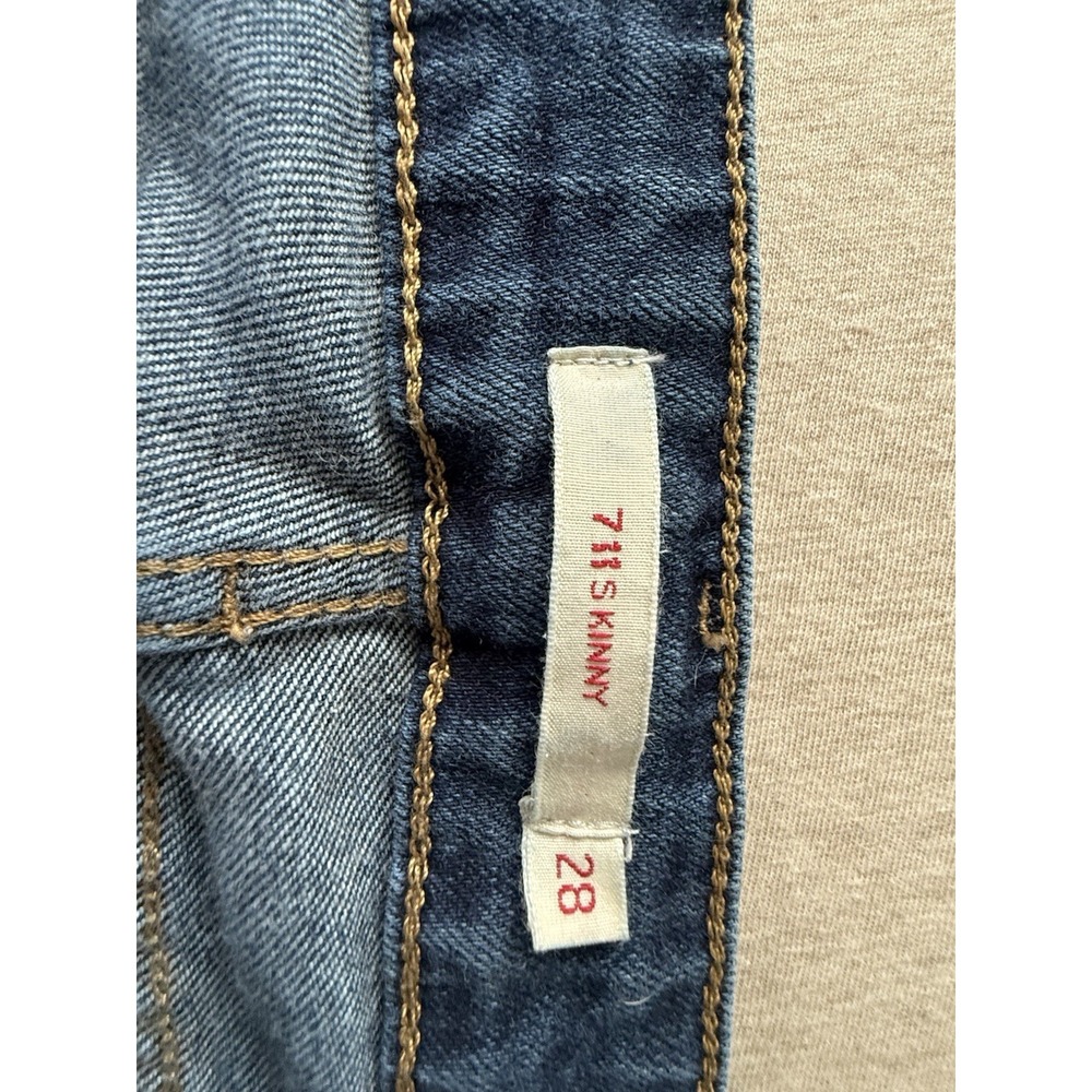 Levi's 711 Skinny Woman's Dark Wash Blue Jeans 28x32 Premium Denim BIG E jeans